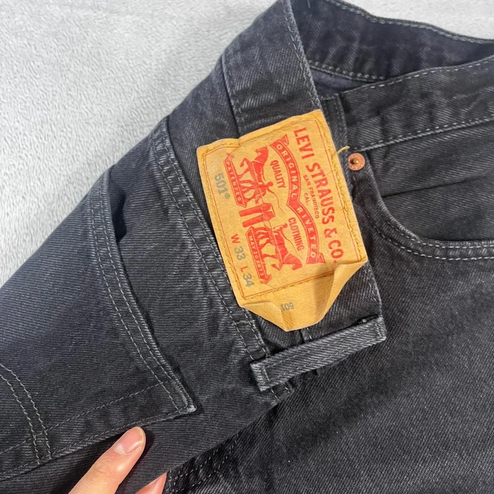 Levis 501 Original Fit Black Jeans Mens W33 L34 Button Fly Straight Leg Denim